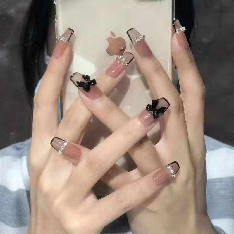 Reusable Nude Black French Tip Press On Nails